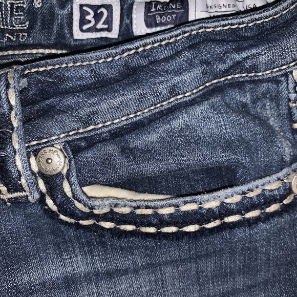 🦋0010 Miss Me size 32🦋 - Picture 3 of 7